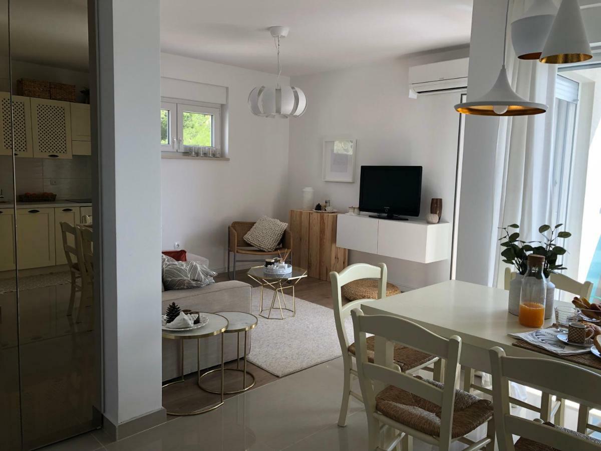 Near The Beach,Free Parking&Wifi Makarska Exterior photo